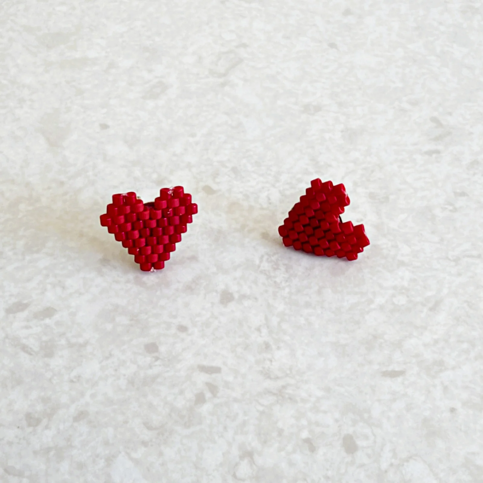 Aretes Topos Miyuki XXS