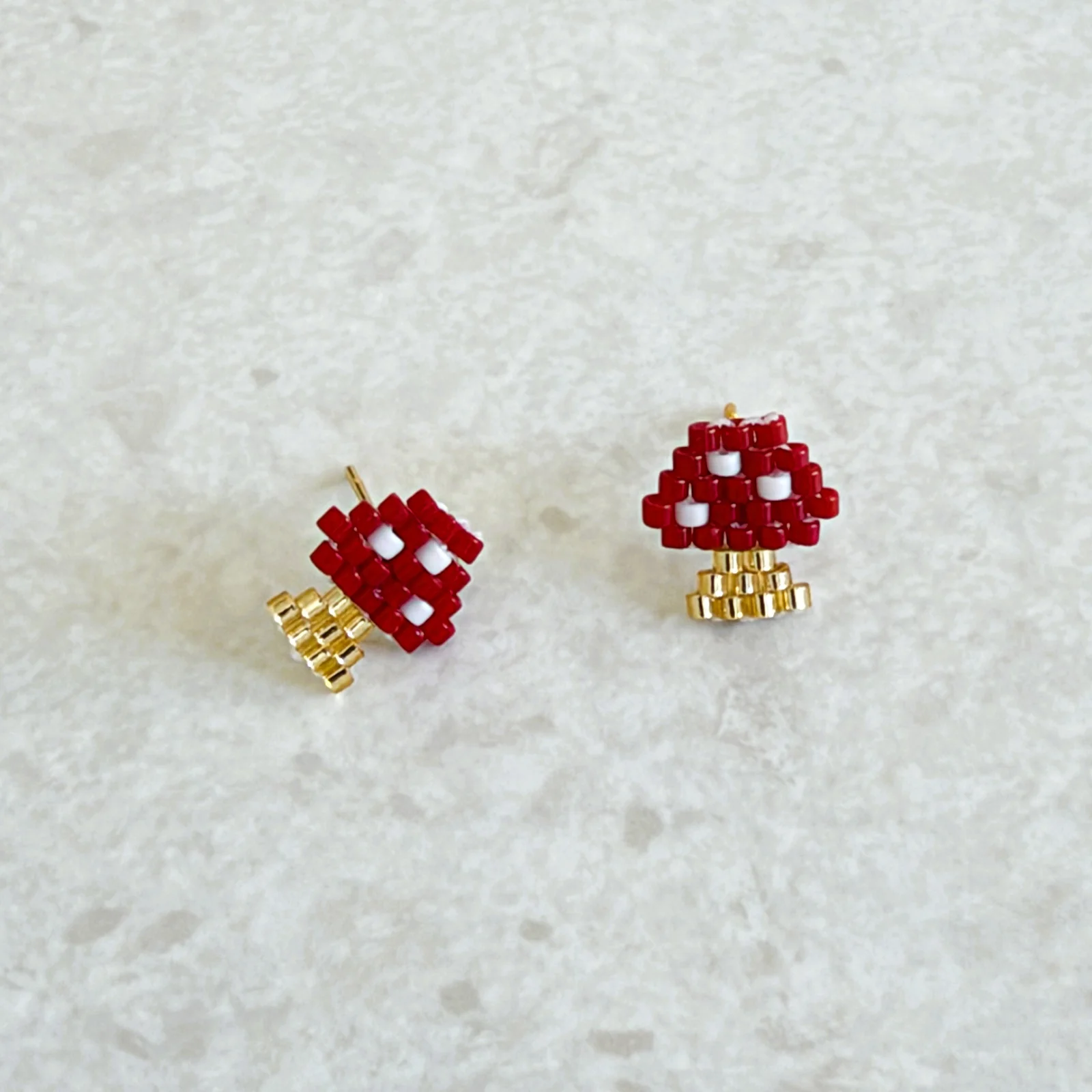 Aretes Topos Miyuki XXS