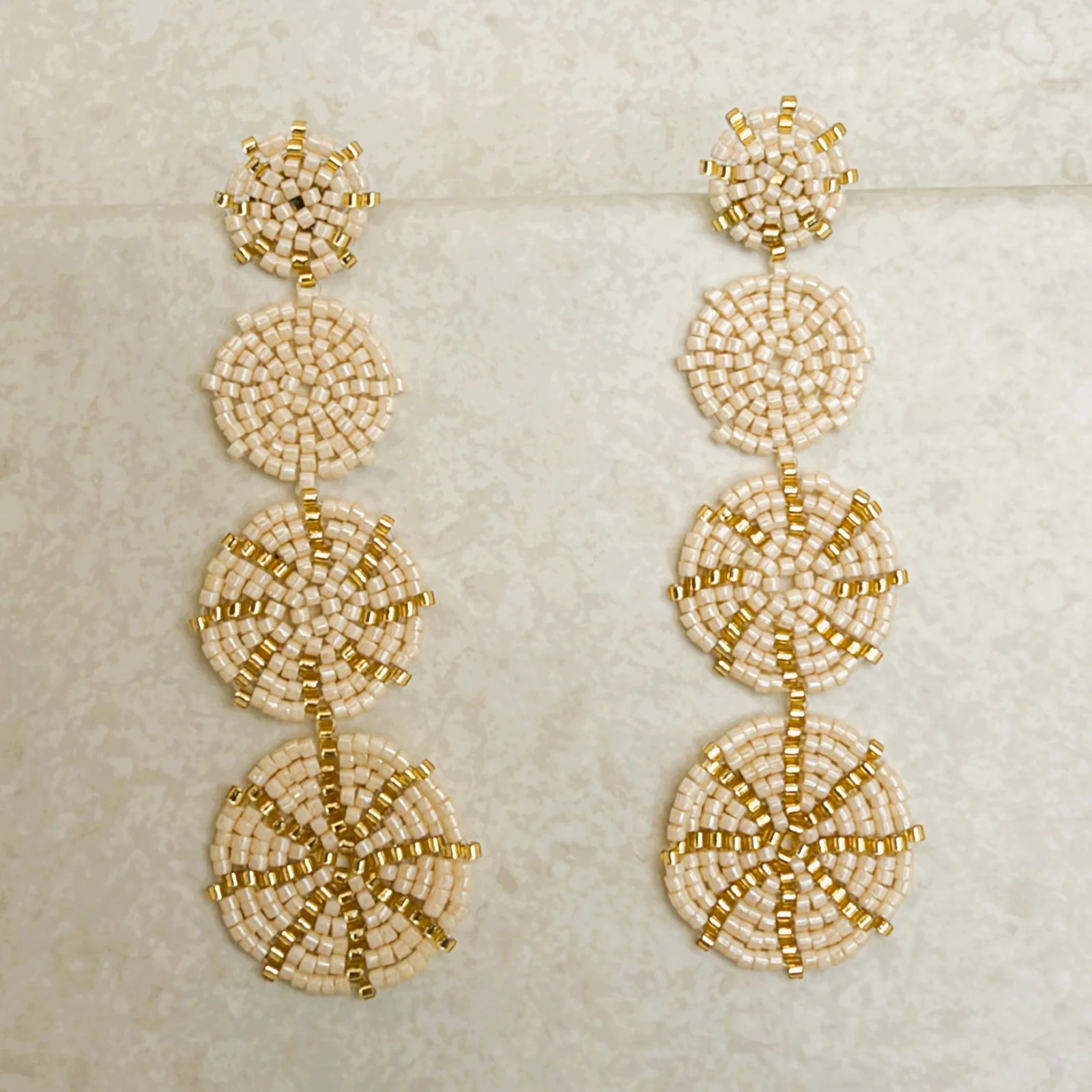 Aretes Miyuki L